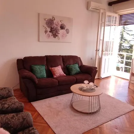 Sunci Apartment *